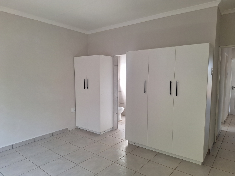To Let 2 Bedroom Property for Rent in Levyvale Eastern Cape